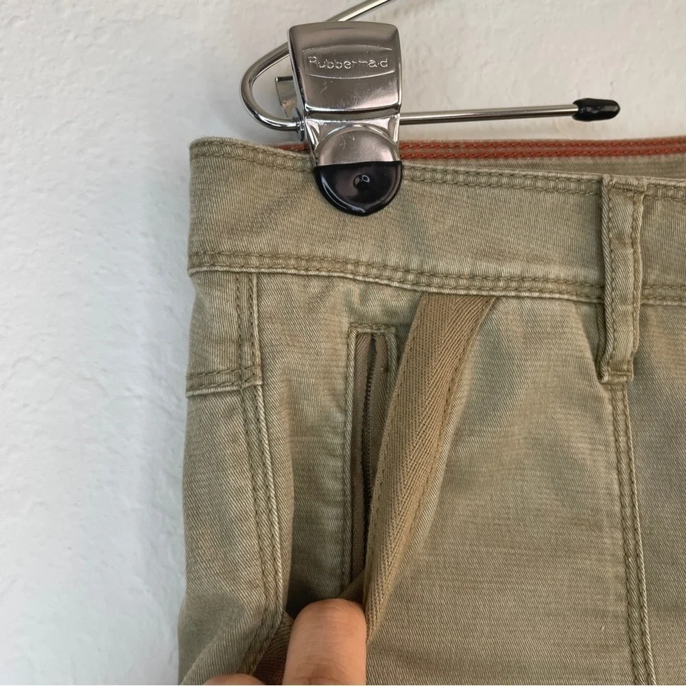 L.L. Bean Khaki Skinny Outdoor Pants Size 10 - Picture 5 of 9